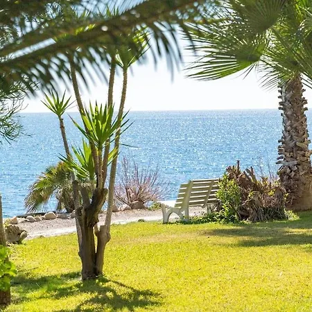 Lägenhet Sul Mare Immerso Nel Verde Bordighera